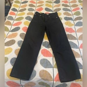 Madewell Slim Wide Leg Crop Jeans in Black